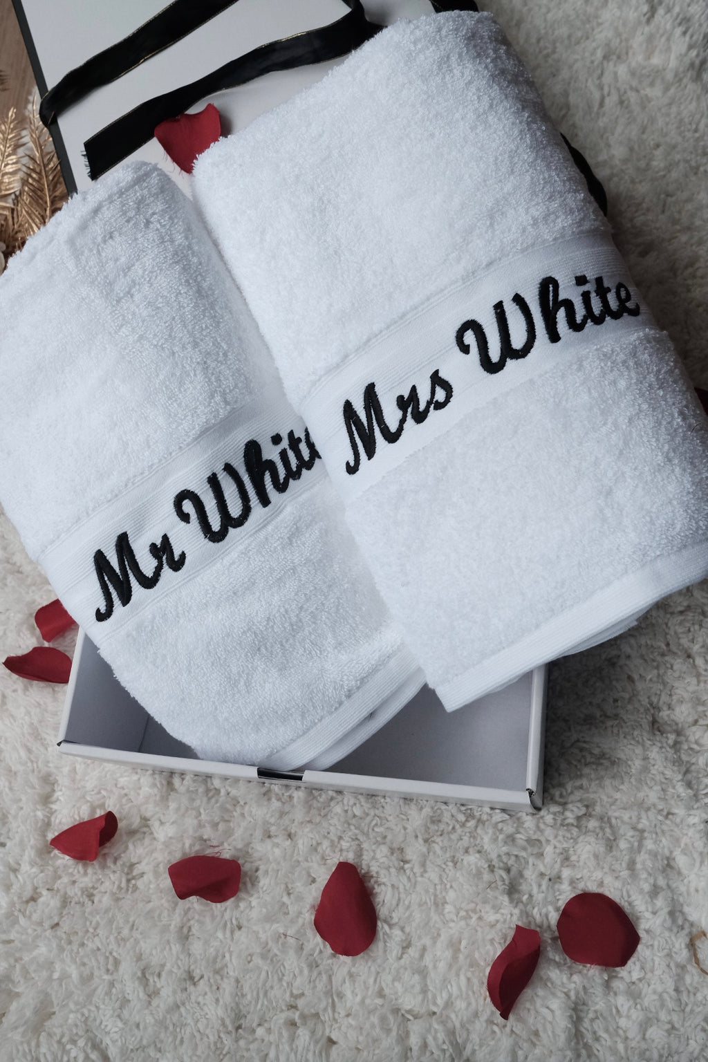 Embroidered Bath Towel Set