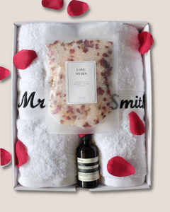 ROMANTIC BATH TOWEL SET BOX