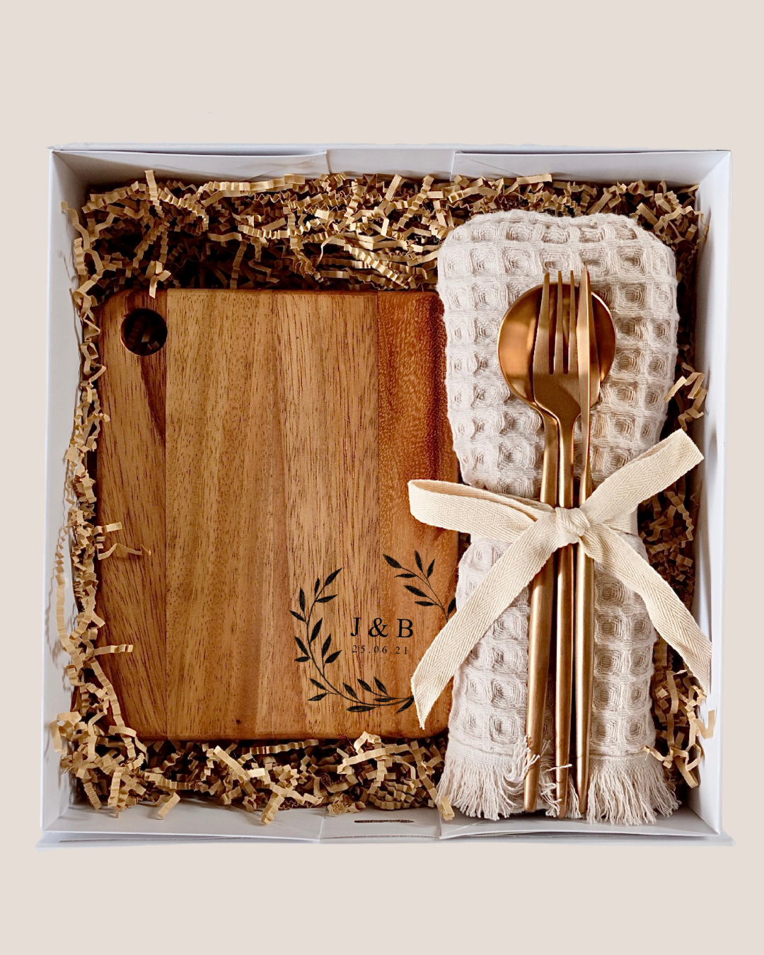 CHEESEBOARD GIFT HAMPER