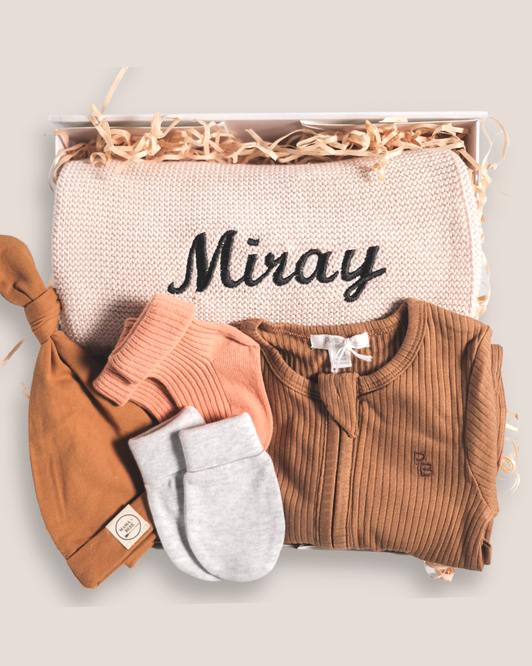 colour:chocolate | Welcome Baby Gift Box - Chocolate