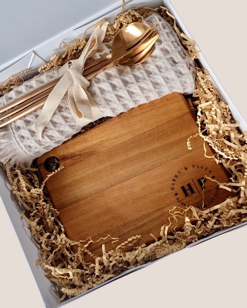 CHEESEBOARD GIFT HAMPER