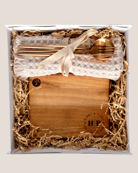 CHEESEBOARD GIFT HAMPER